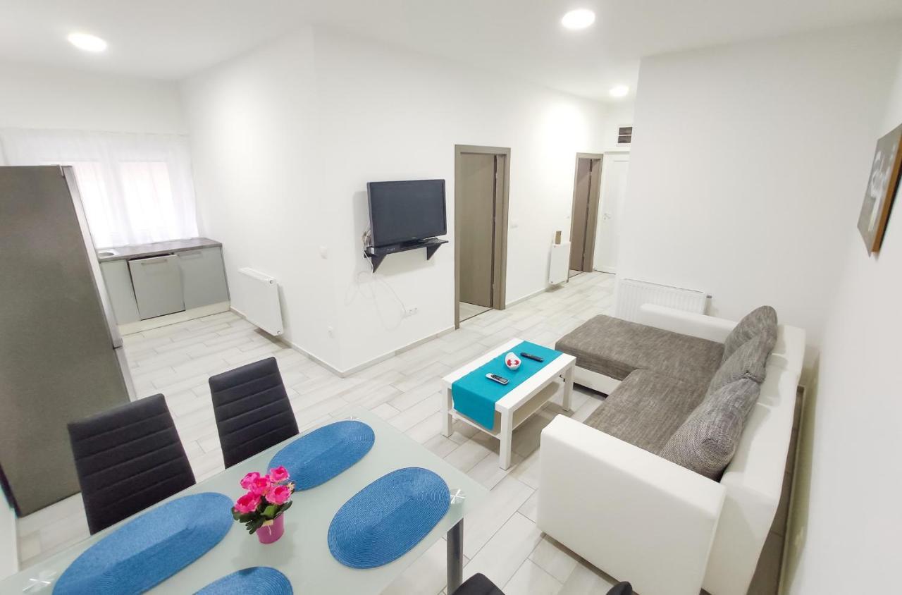 Trika Apartman Sárvár Exterior foto