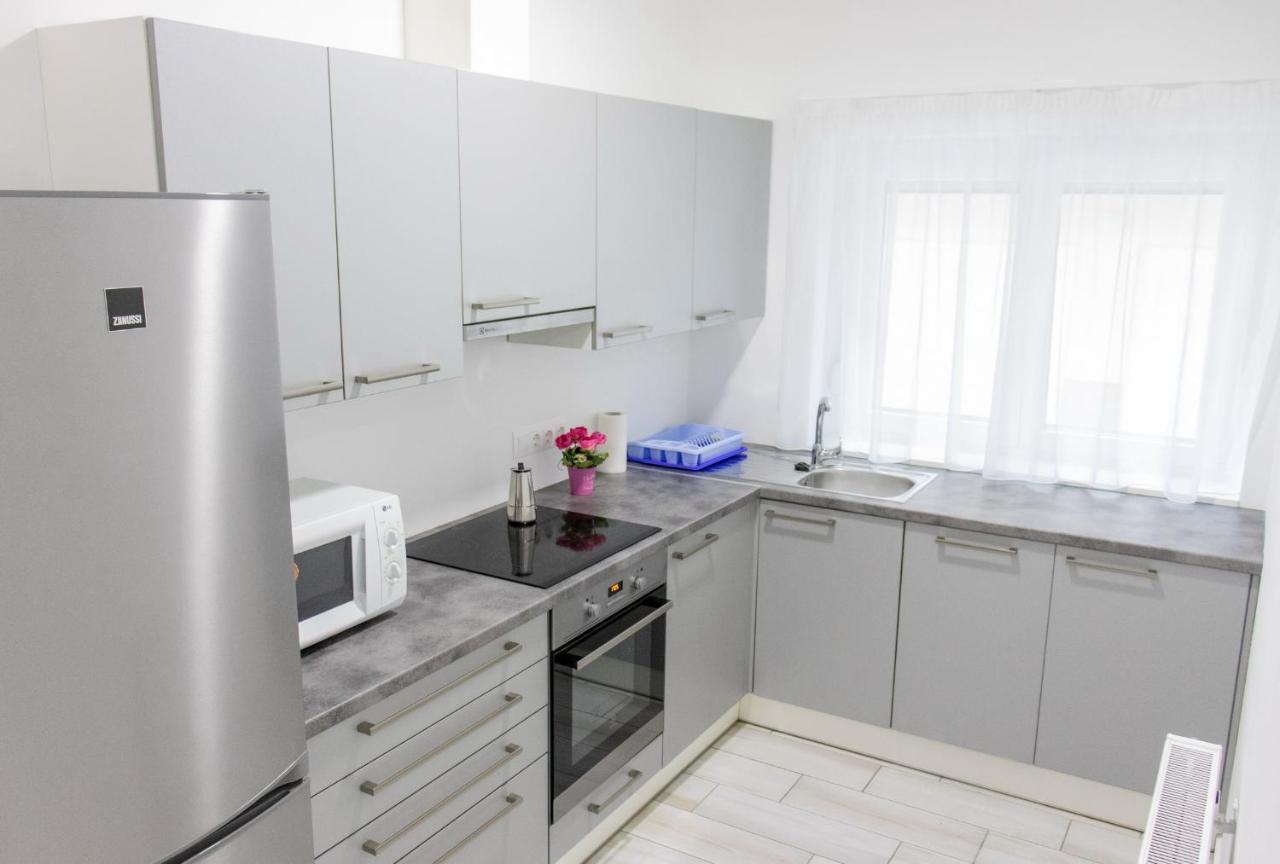 Trika Apartman Sárvár Exterior foto