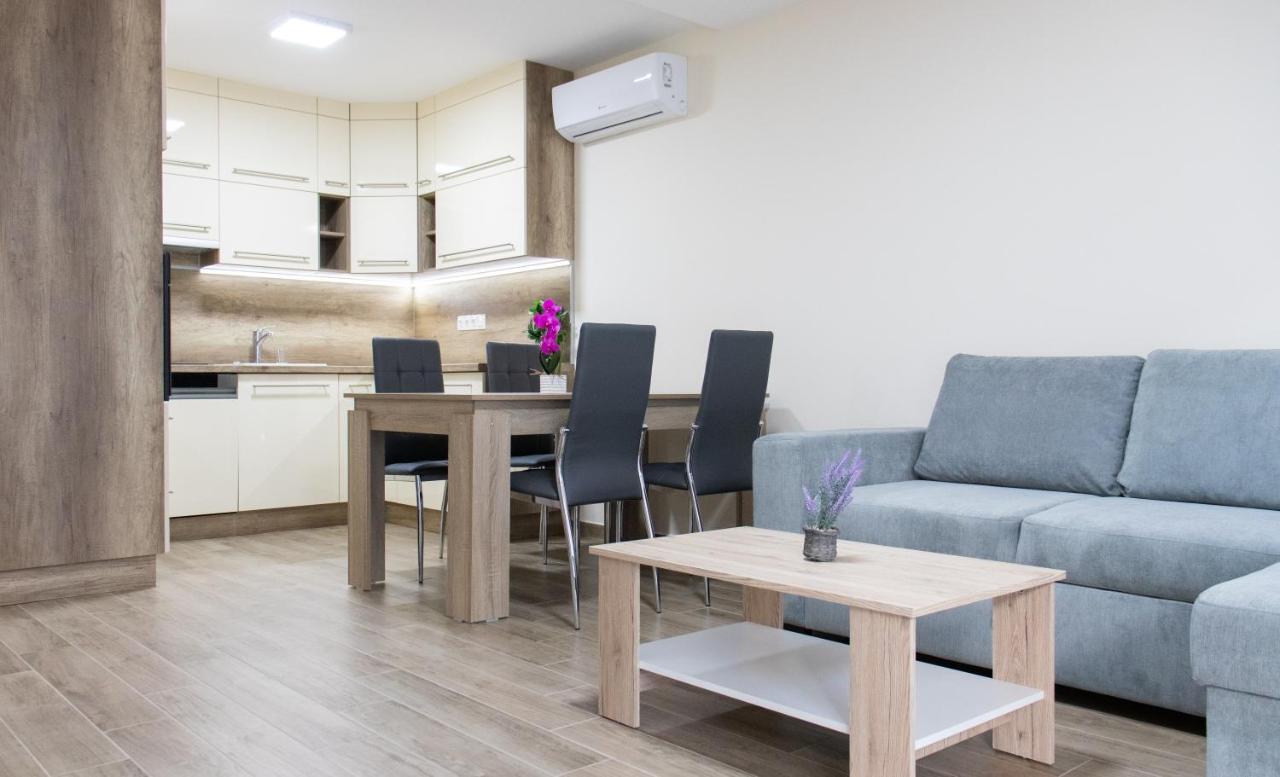 Trika Apartman Sárvár Exterior foto